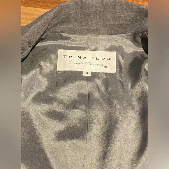 Trina Turk suit blazer and pants, size 4 - Picture 6 of 16